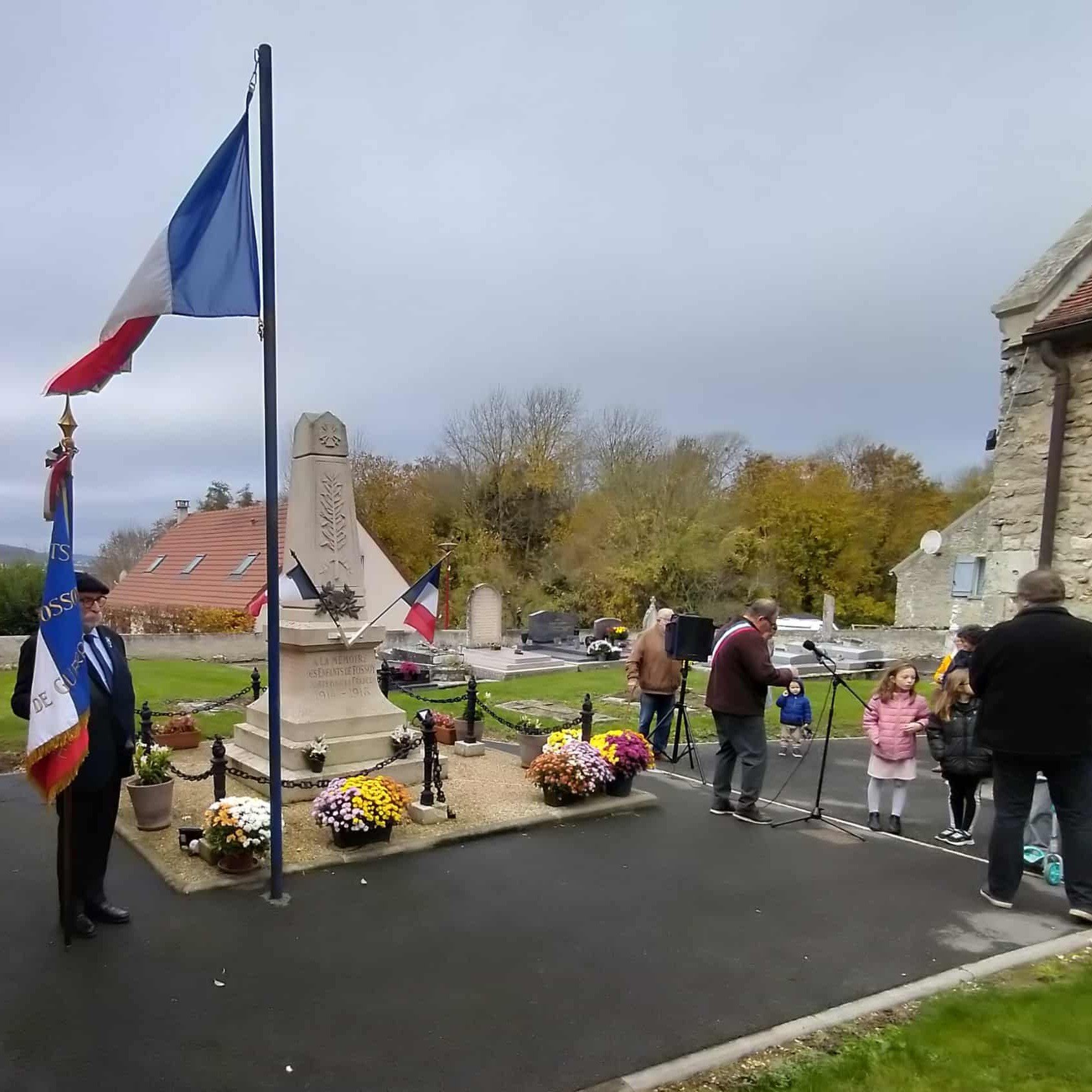  © Commune de Fossoy